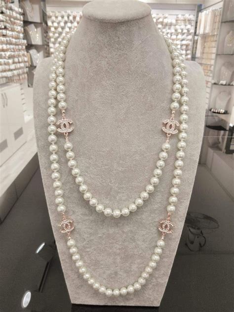 chanel parelketting prijs|parel prijzen 2022.